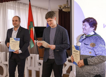 В Липецкой области наградили победителей творческого конкурса информационных материалов о социальных активистах старшего возраста